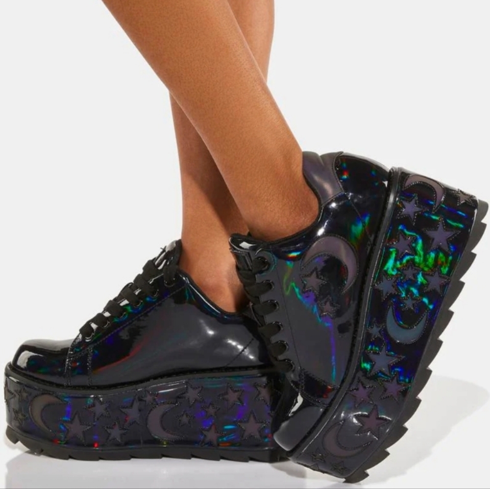 NIB Women's 8 Y.R.U. Reflective Lala Luna Platform Sneakers